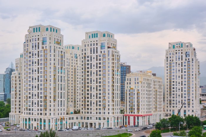 Сentral Avenue Housing Complex