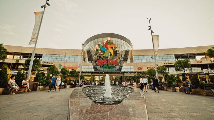 Mega Park Shopping Mall