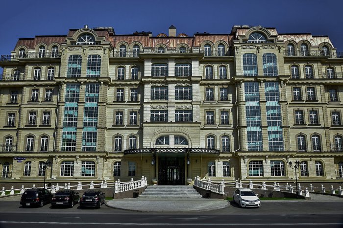 Paris Quarter Housing Complex